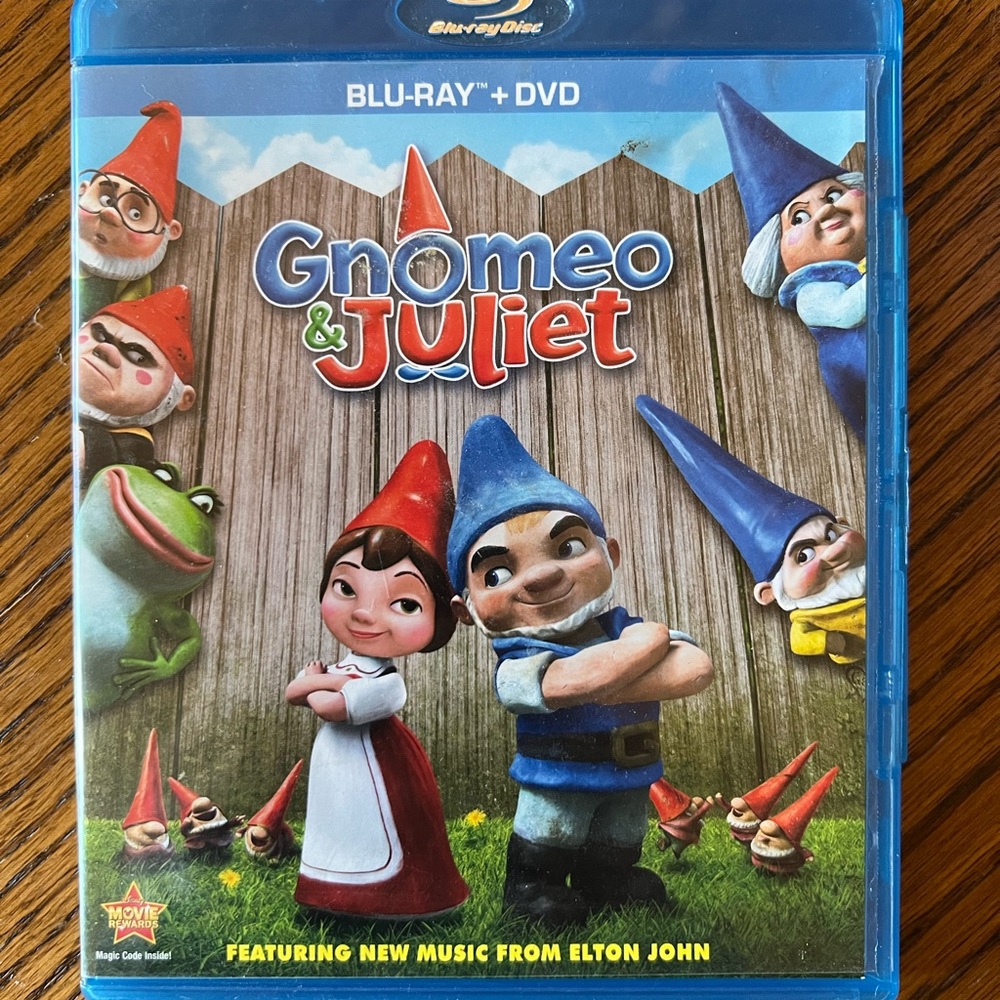 DISNEY Gnomeo & Juliet (DVD ONLY)